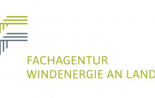 Man sieht das Logo in grün und blau der Fachagentur für Windenergie an Land (FA Wind)